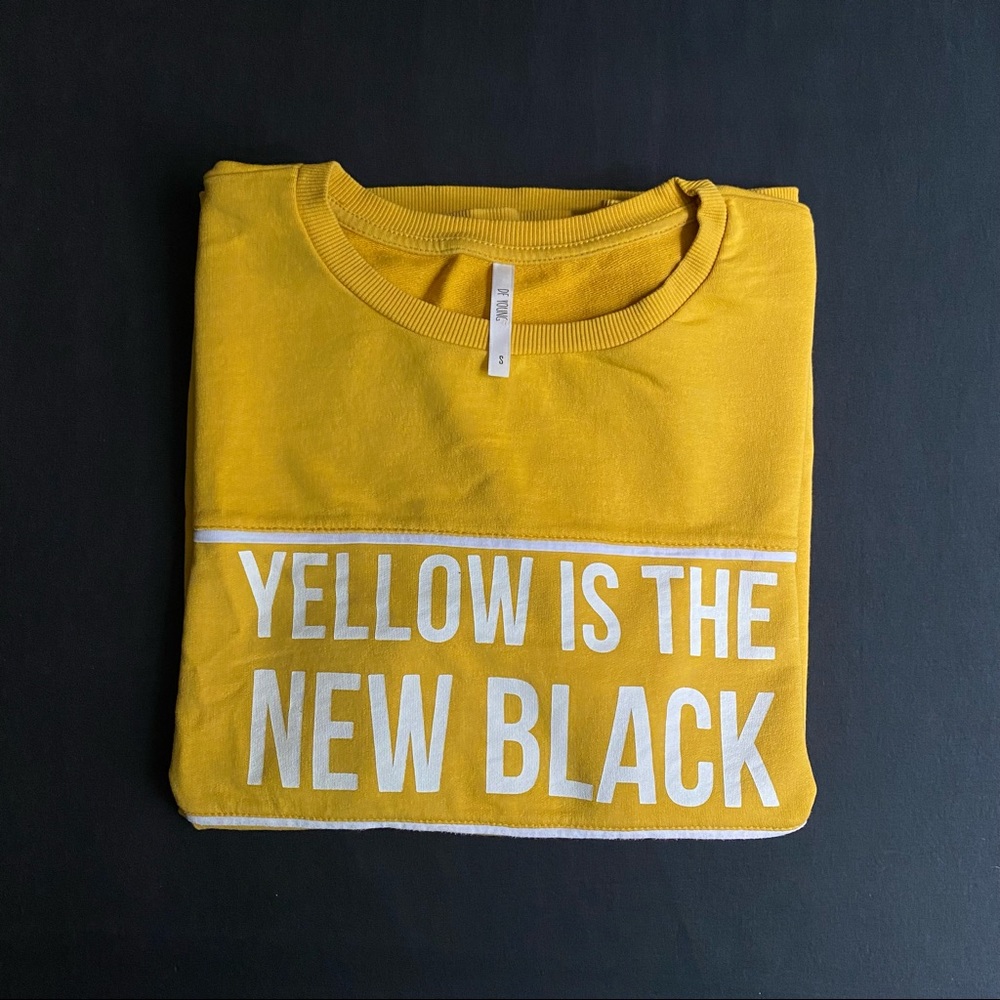 Yellow sweatshirt - Picture 2 of 6